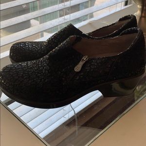 Naturalizer Women’s shoes